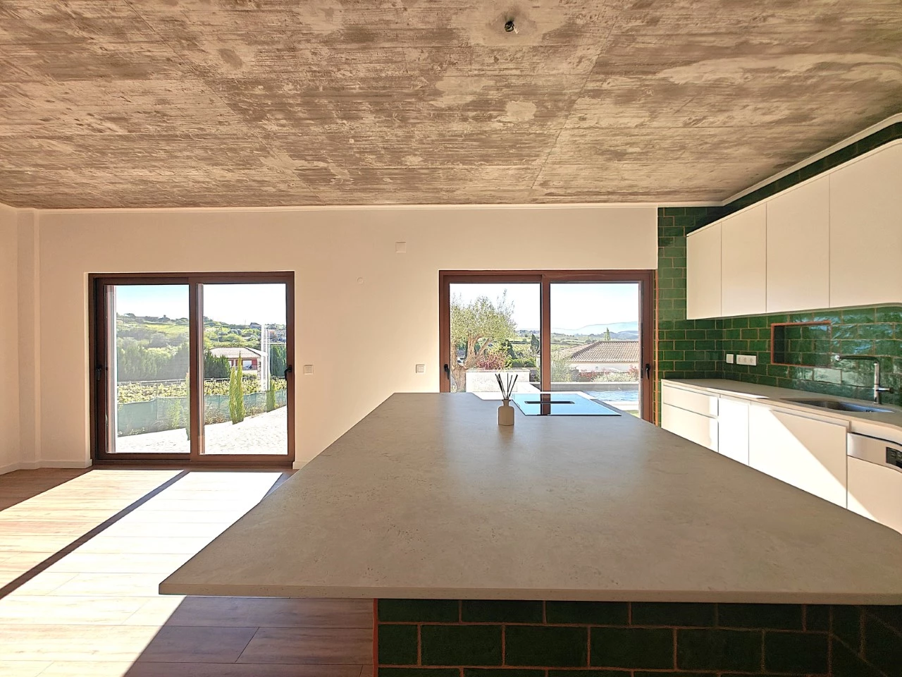 ID4d7cc601-0000-0500-0000-000018f31924.jpg Moradia exclusiva com piscina em zona tranquila
