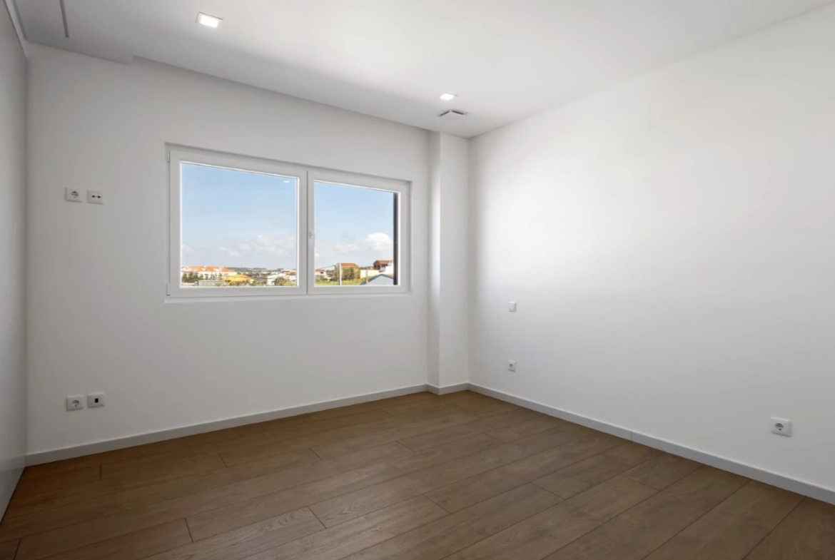 Penthouse T3 Luminosa, Confortável e Eficiente, perto das Praias