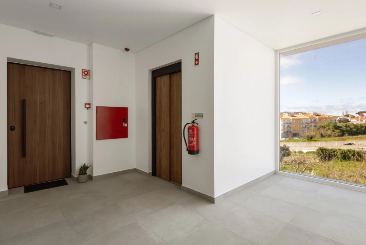 Penthouse T3 Luminosa, Confortável e Eficiente, perto das Praias