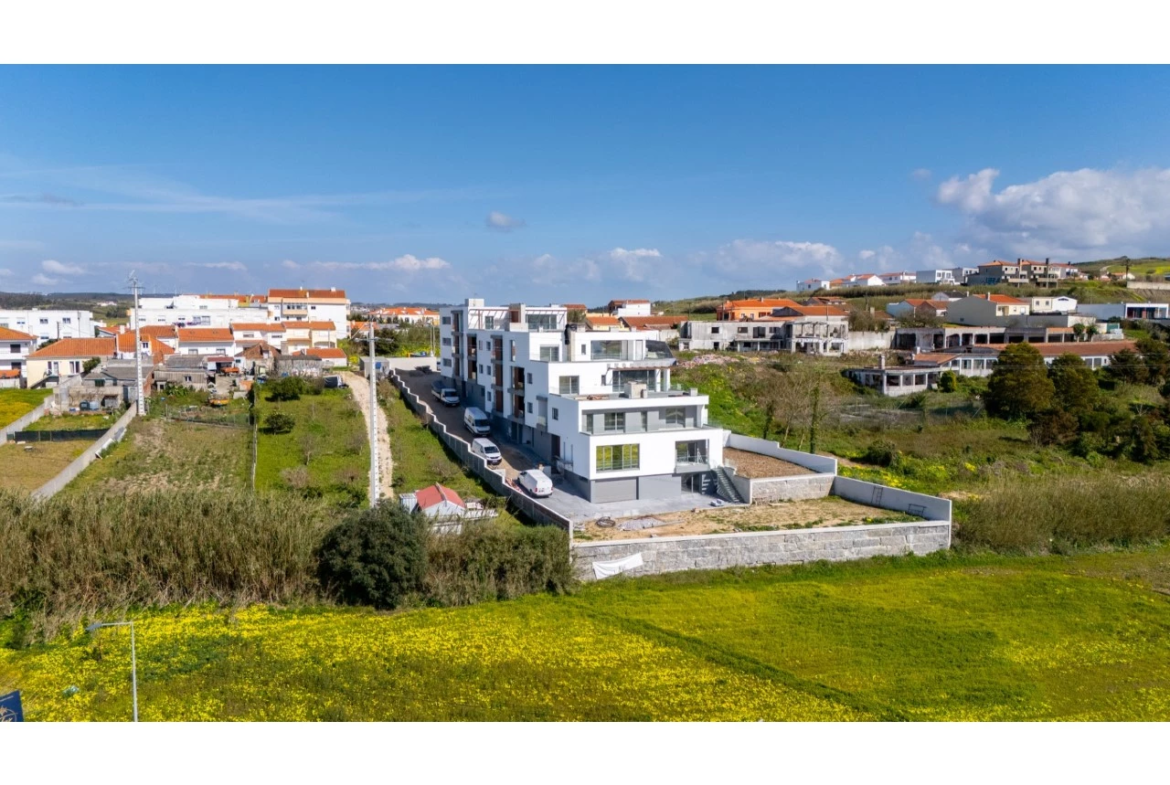 Penthouse T3 Luminosa, Confortável e Eficiente, perto das Praias