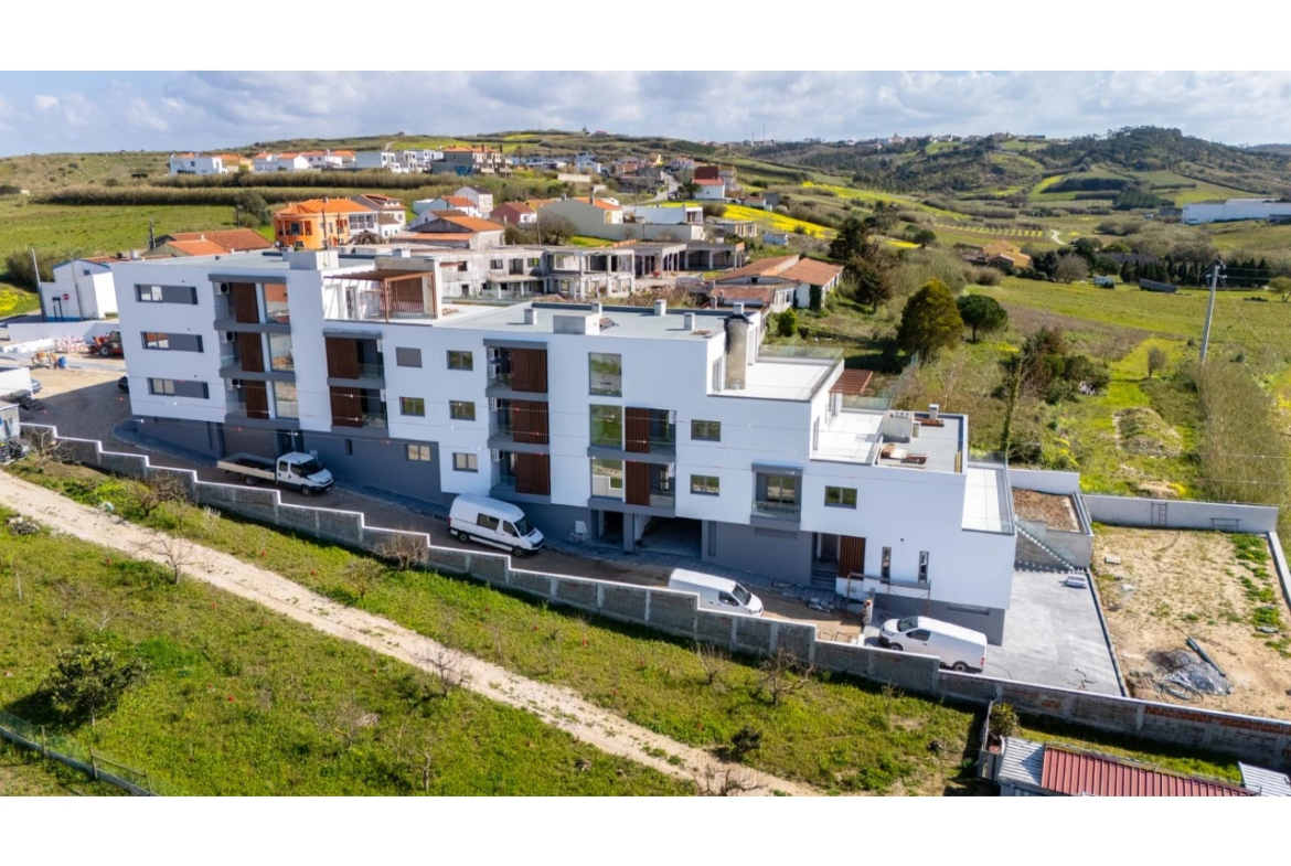 Penthouse T3 Luminosa, Confortável e Eficiente, perto das Praias
