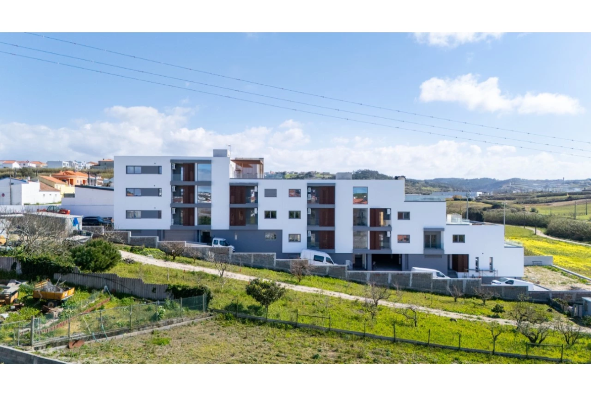 Penthouse T3 Luminosa, Confortável e Eficiente, perto das Praias