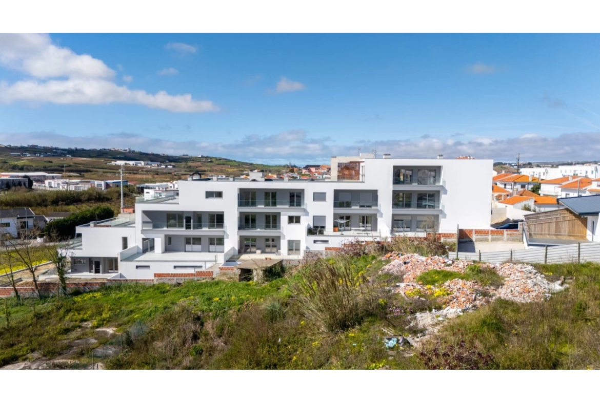 Penthouse T3 Luminosa, Confortável e Eficiente, perto das Praias