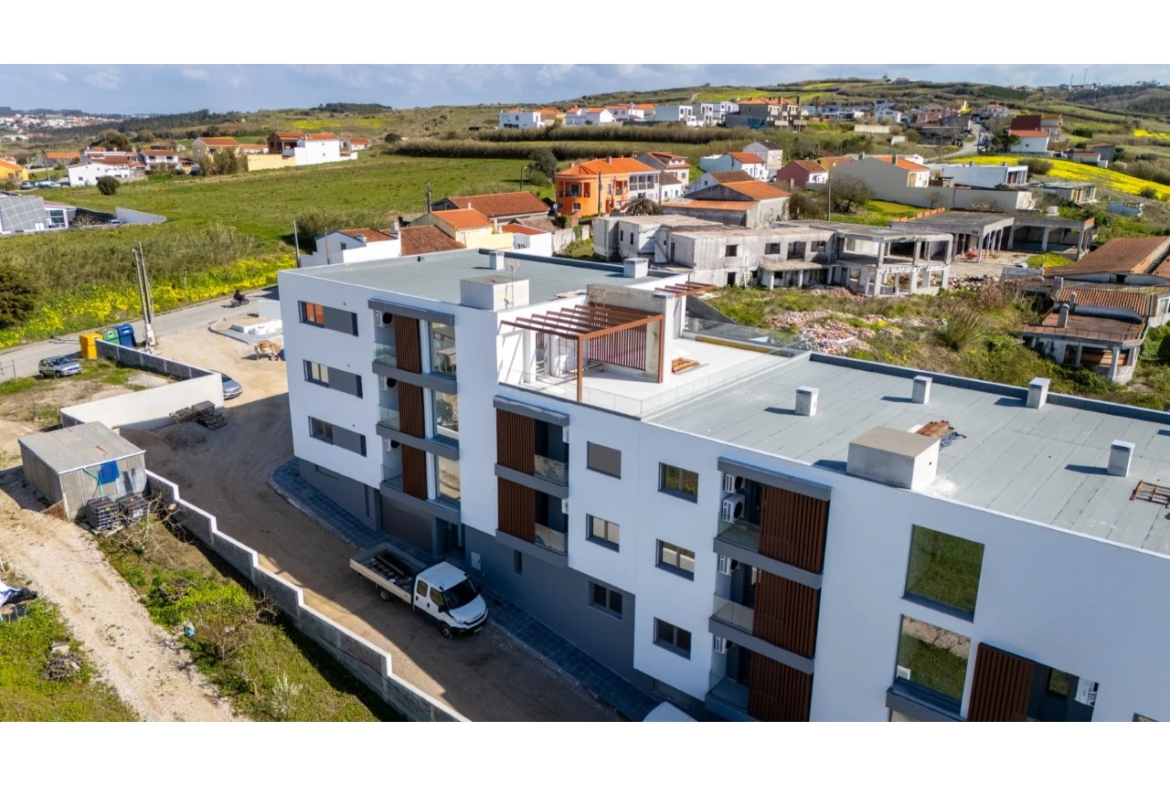 Penthouse T3 Luminosa, Confortável e Eficiente, perto das Praias