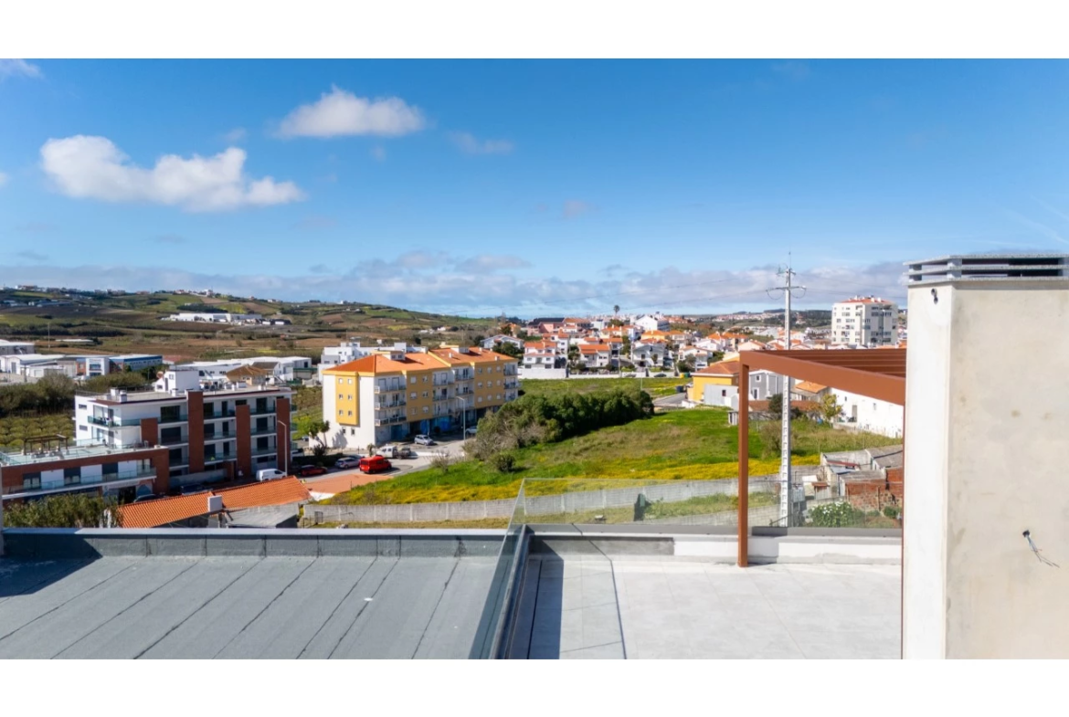 Penthouse T3 Luminosa, Confortável e Eficiente, perto das Praias
