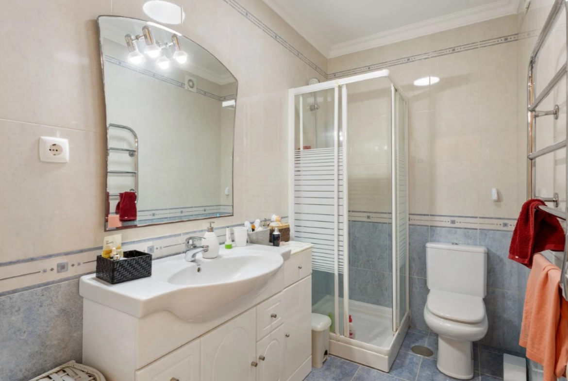 Moradia T4 com Vista Mar – Praia da Areia Branca