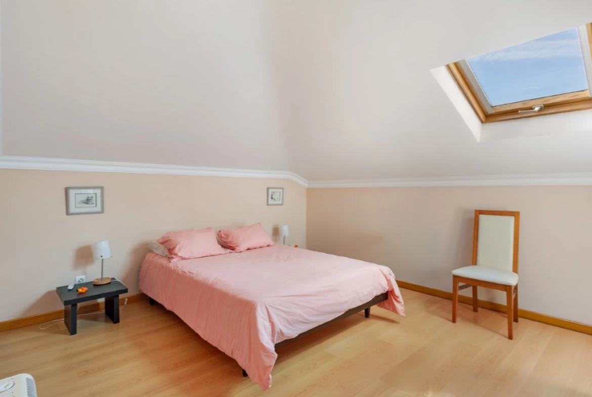 Moradia T4 com Vista Mar – Praia da Areia Branca
