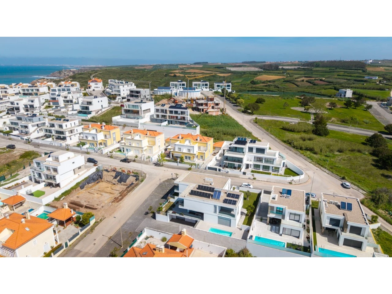 IDd6dec801-0000-0500-0000-0000193171b1.jpg Moradia T4 com Vista Mar – Praia da Areia Branca