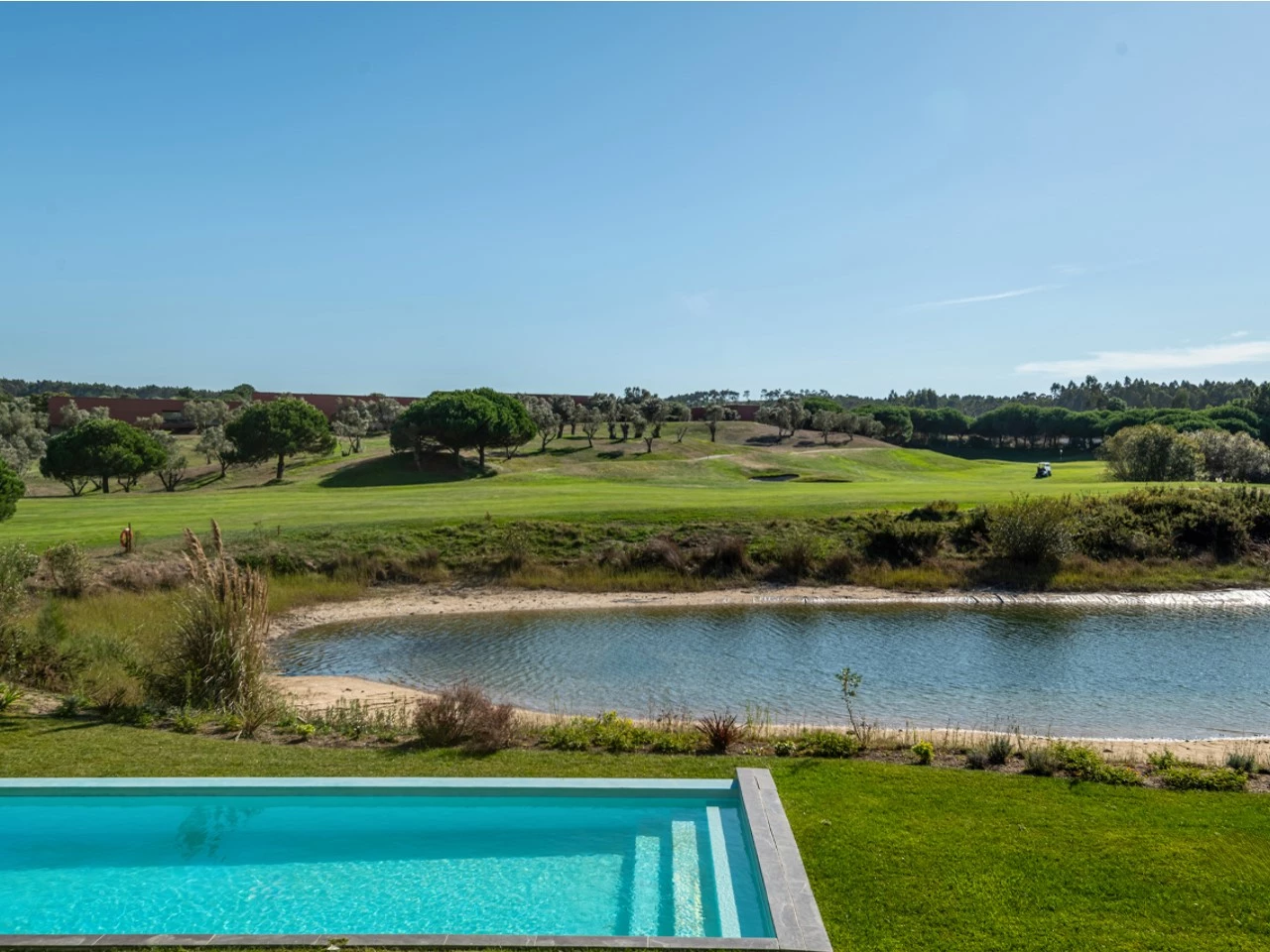 ID0ebbb101-0000-0500-0000-0000175266ba.jpg Moradia isolada T4 assinada por Eduardo Souto de Moura no Exclusivo Guardian Bom Sucesso Resort em Óbidos