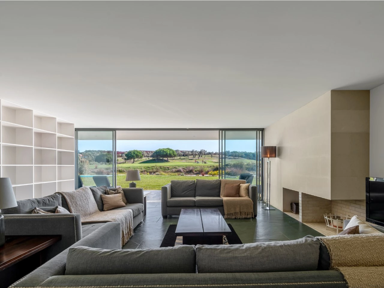 ID0ebbb101-0000-0500-0000-0000175266ce.jpg Moradia isolada T4 assinada por Eduardo Souto de Moura no Exclusivo Guardian Bom Sucesso Resort em Óbidos
