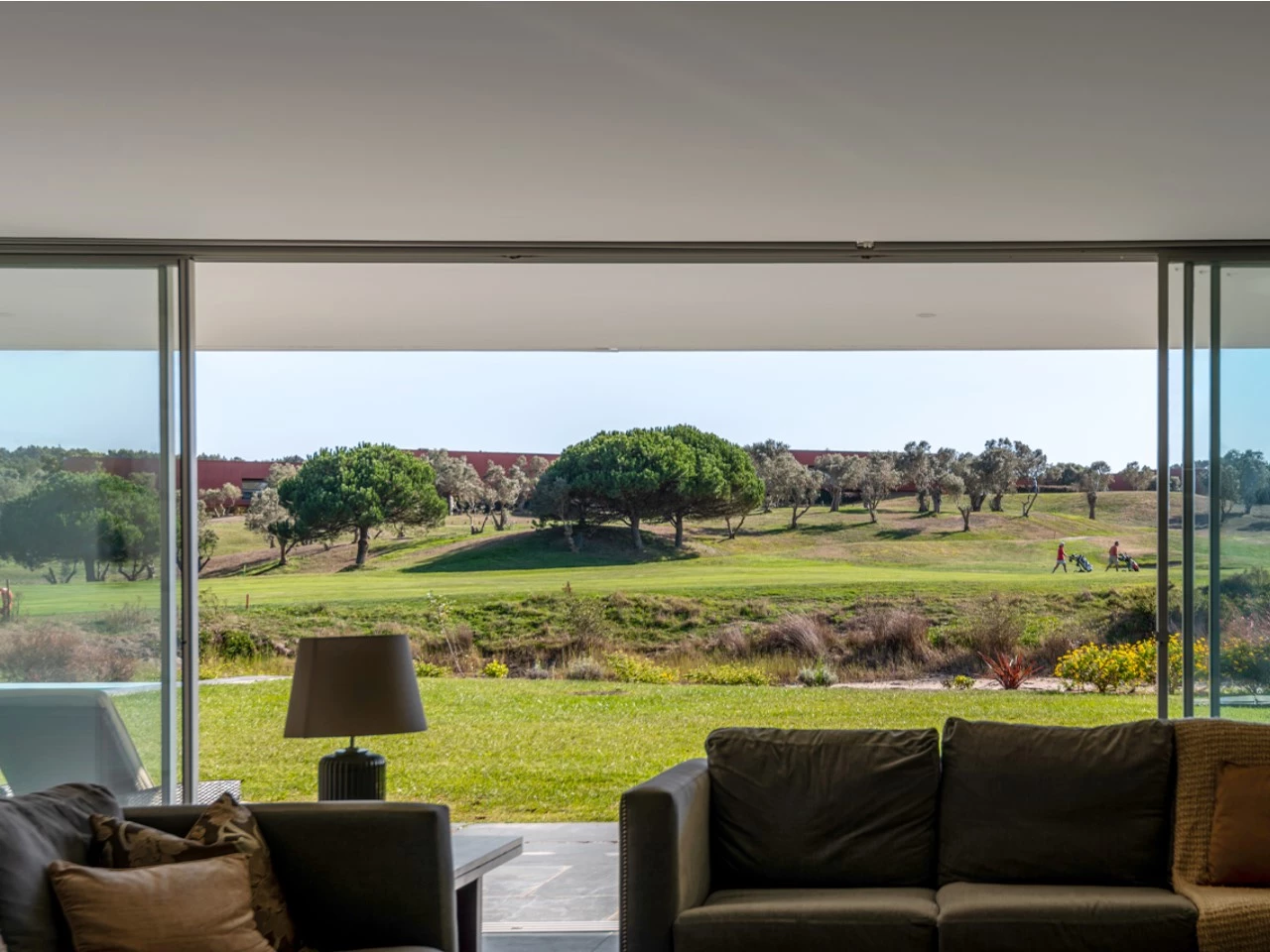 ID0ebbb101-0000-0500-0000-0000175266d4.jpg Moradia isolada T4 assinada por Eduardo Souto de Moura no Exclusivo Guardian Bom Sucesso Resort em Óbidos