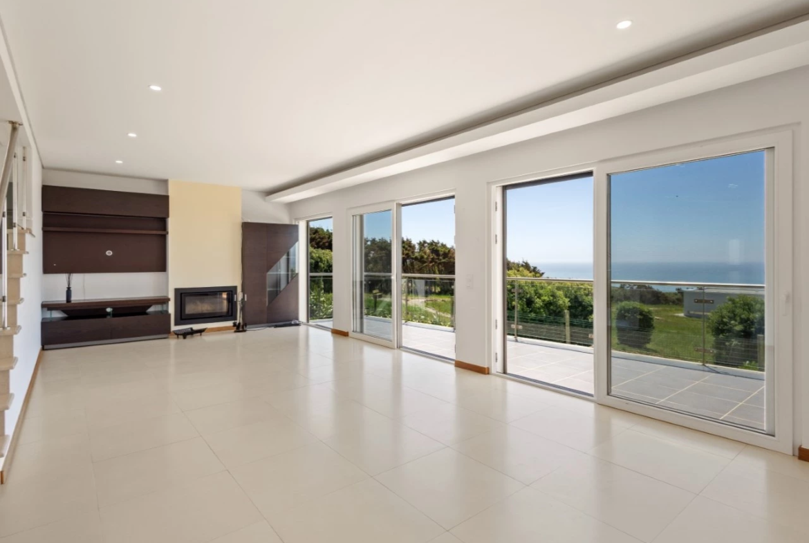 Moradia T5 com Vista Mar Deslumbrante Lourinhã > Atalaia