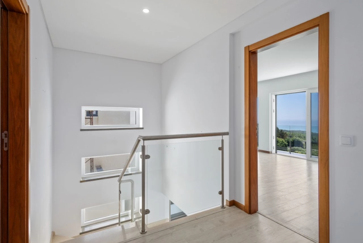 Moradia T5 com Vista Mar Deslumbrante Lourinhã > Atalaia