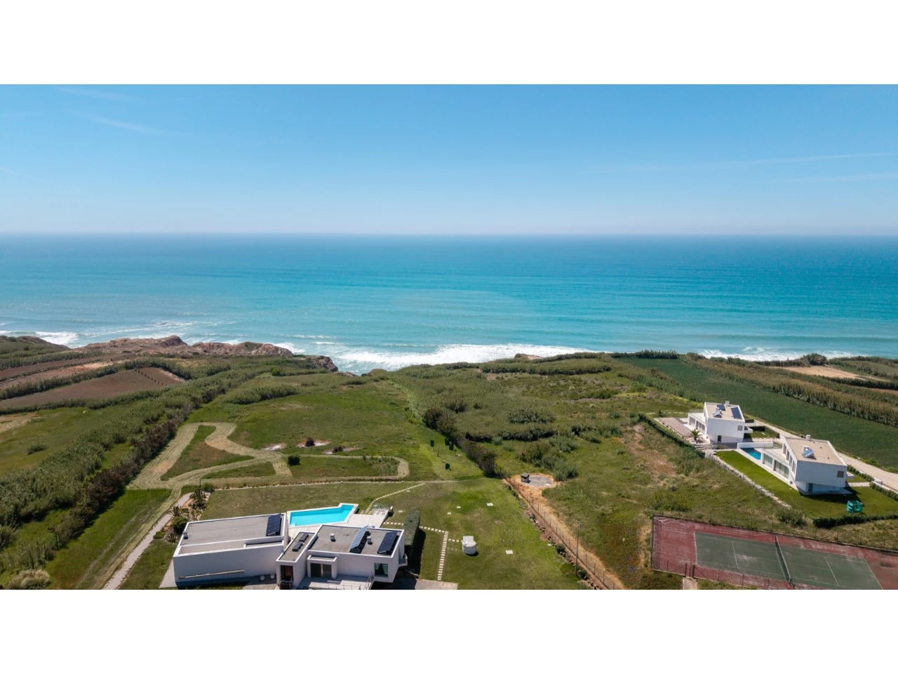 ID750bcd01-0000-0500-0000-00001984e6f5.jpg Moradia T5 com Vista Mar Deslumbrante Lourinhã > Atalaia