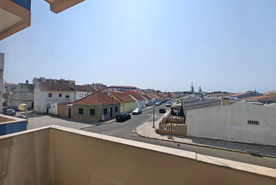 Apartamento T3 com boa exposição solar e ótima rentabilidade