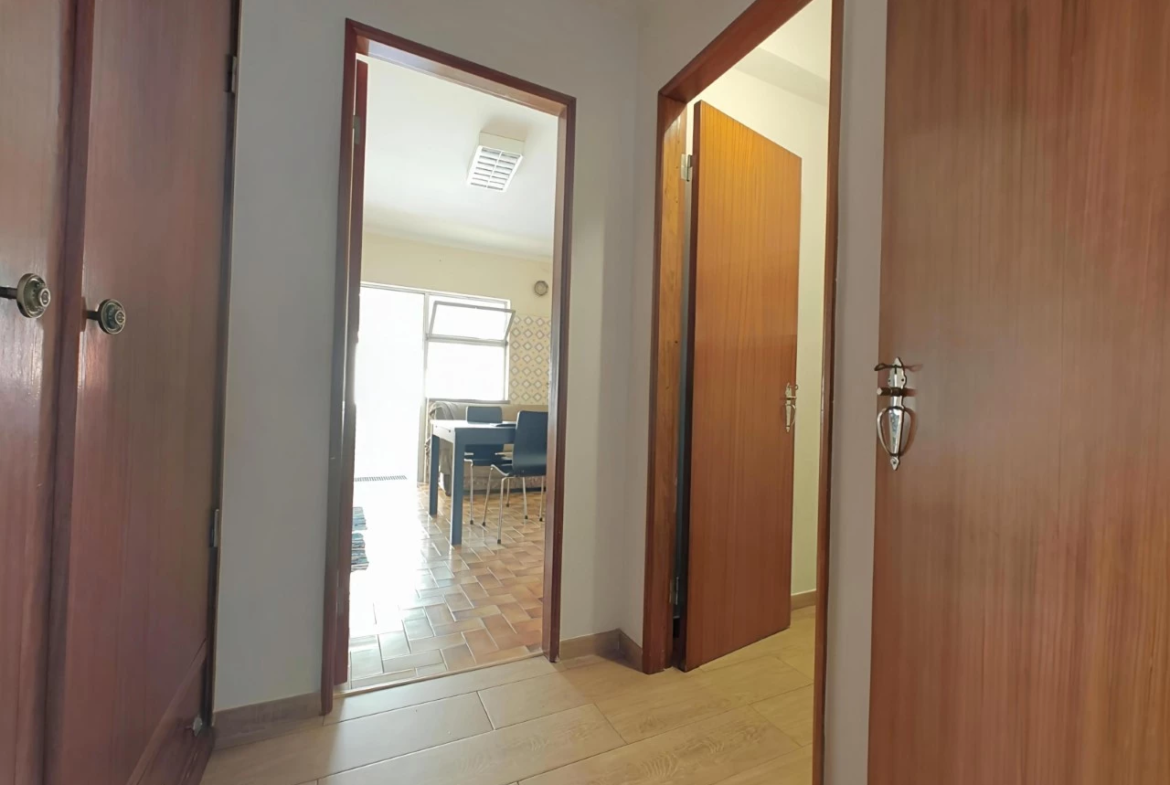 Apartamento T3 com boa exposição solar e ótima rentabilidade