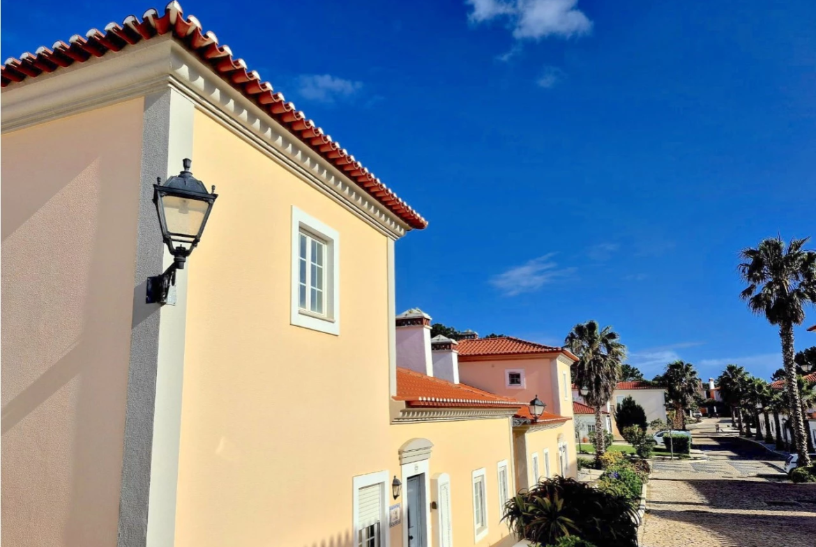 Moradia T3 na Exclusiva Vila dos Príncipes no Praia d’El Rey Beach & Golf Resort