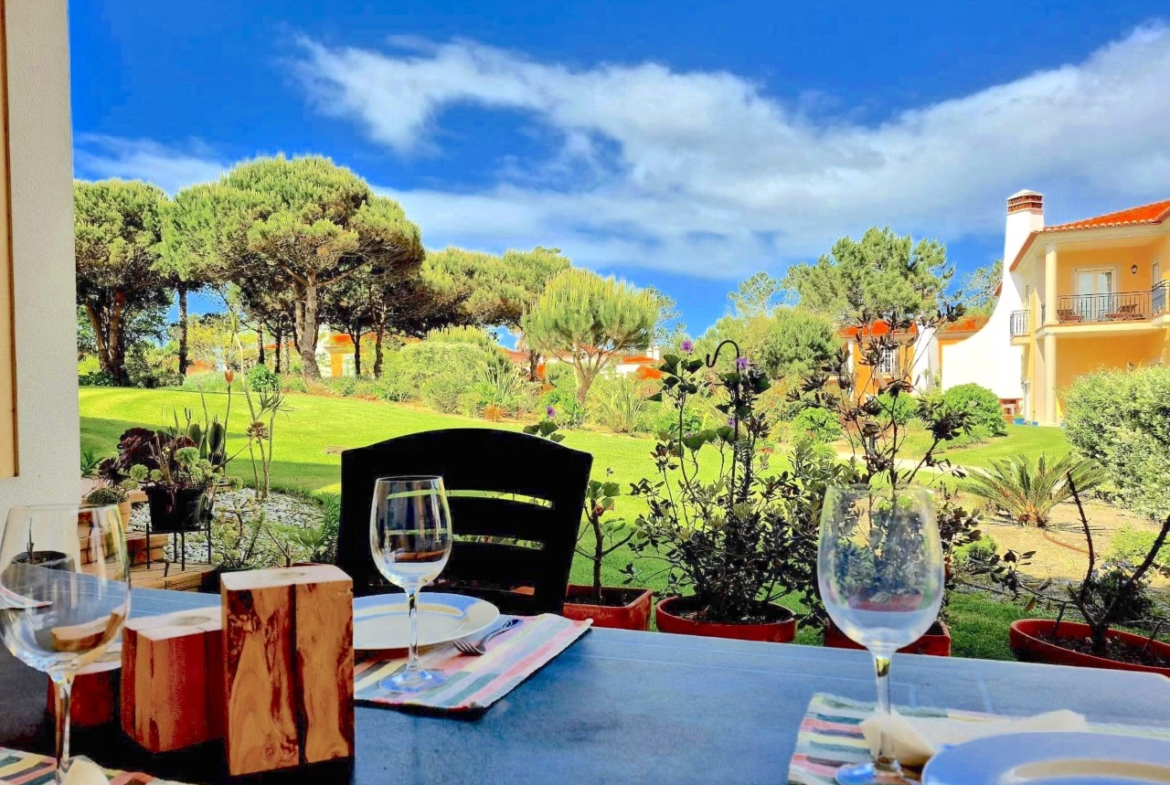 Moradia T3 na Exclusiva Vila dos Príncipes no Praia d’El Rey Beach & Golf Resort