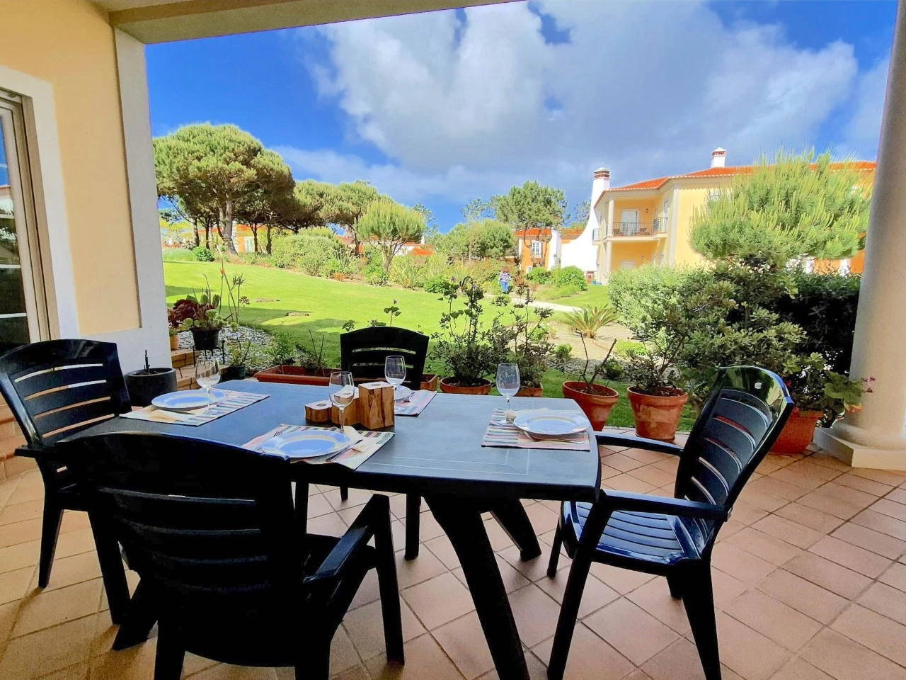 ID615ad201-0000-0500-0000-000019d2757e.jpg Moradia T3 na Exclusiva Vila dos Príncipes no Praia d’El Rey Beach & Golf Resort