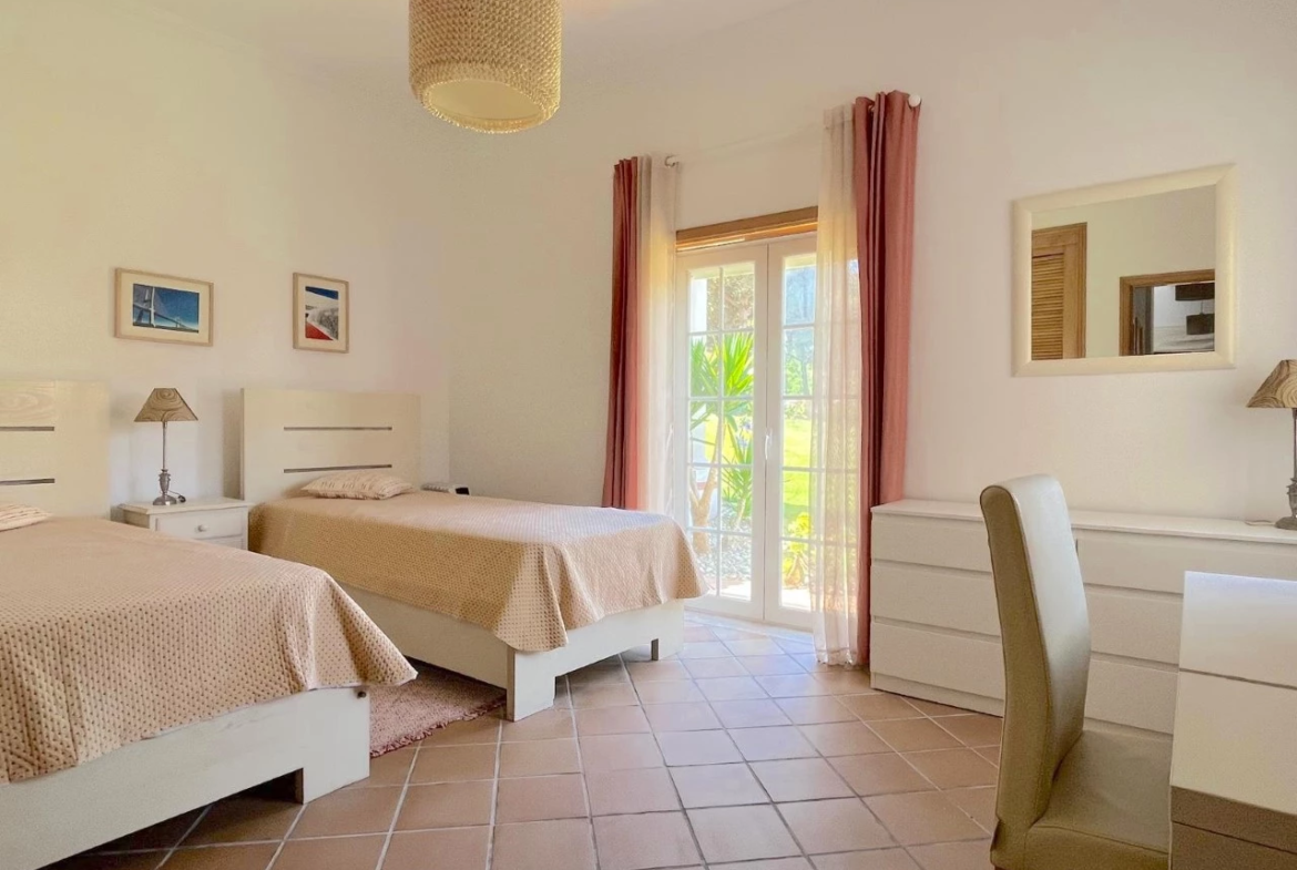 Moradia T3 na Exclusiva Vila dos Príncipes no Praia d’El Rey Beach & Golf Resort