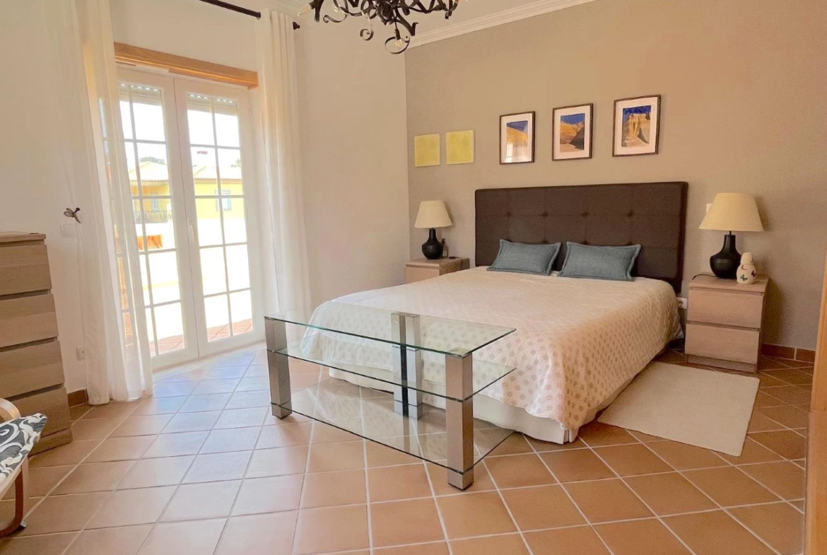 Moradia T3 na Exclusiva Vila dos Príncipes no Praia d’El Rey Beach & Golf Resort
