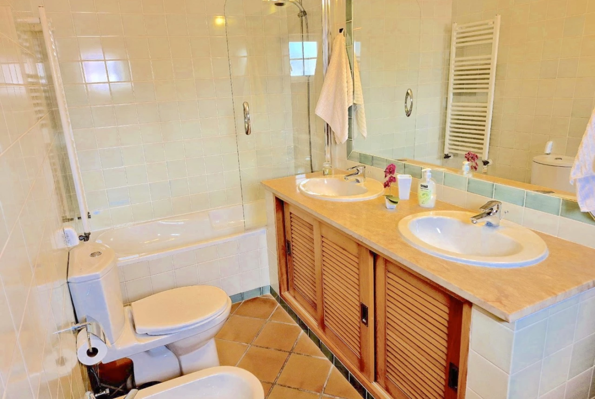Moradia T3 na Exclusiva Vila dos Príncipes no Praia d’El Rey Beach & Golf Resort