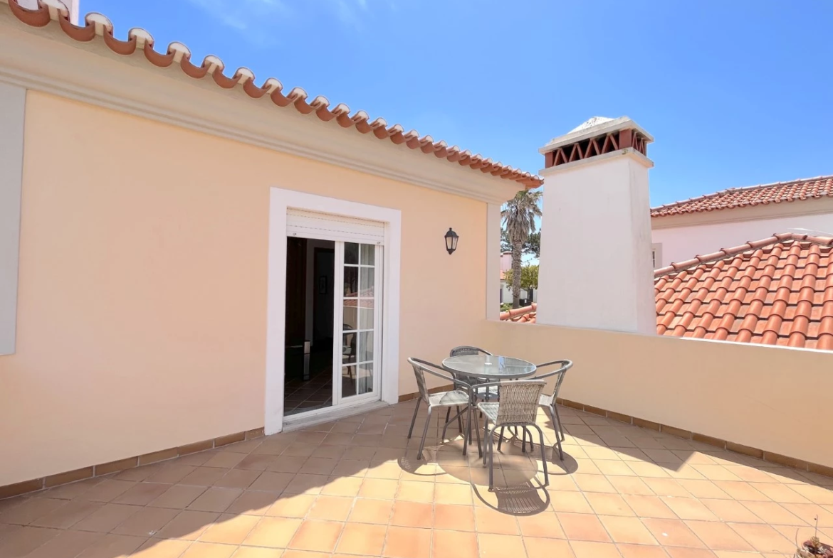 Moradia T3 na Exclusiva Vila dos Príncipes no Praia d’El Rey Beach & Golf Resort