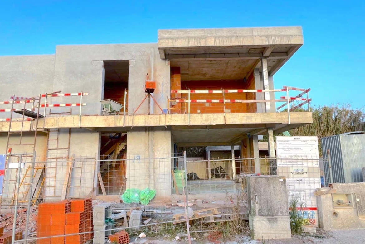 Moradia contemporânea com piscina e vista mar a 4 minutos da praia da Areia Branca
