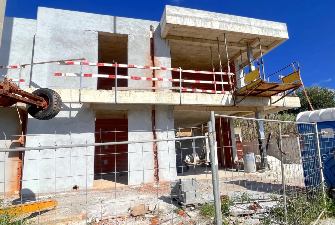 Moradia contemporânea com piscina e vista mar a 4 minutos da praia da Areia Branca