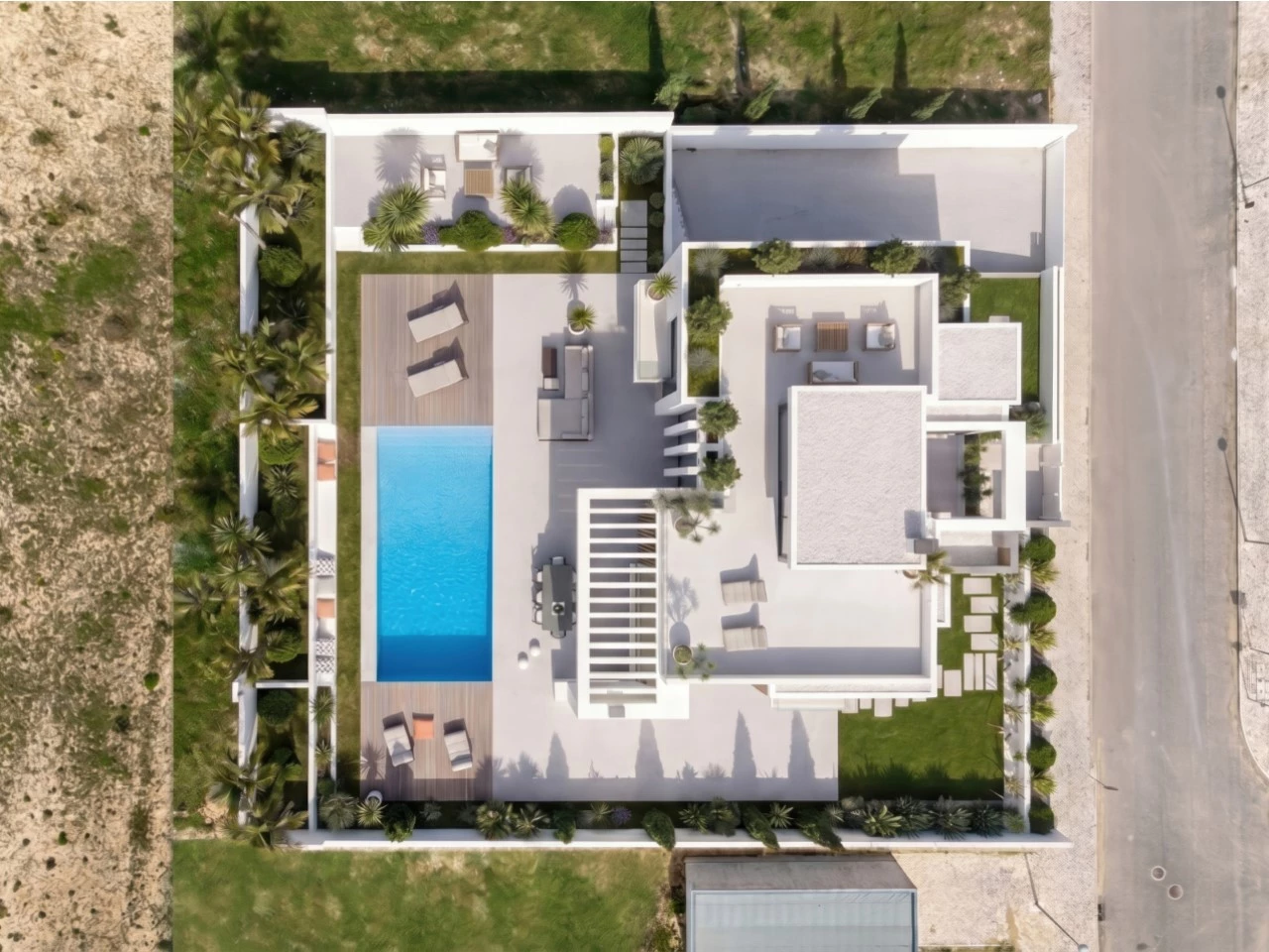 Moradia isolada com piscina apenas a 400 m da praia