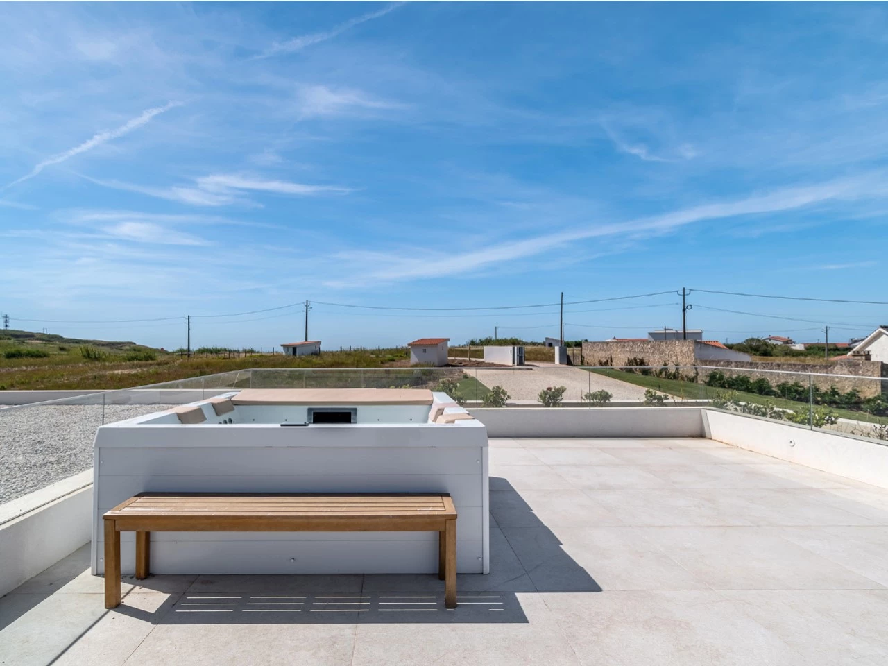 Moradia com 1,8 hectares de terreno e vistas deslumbrantes