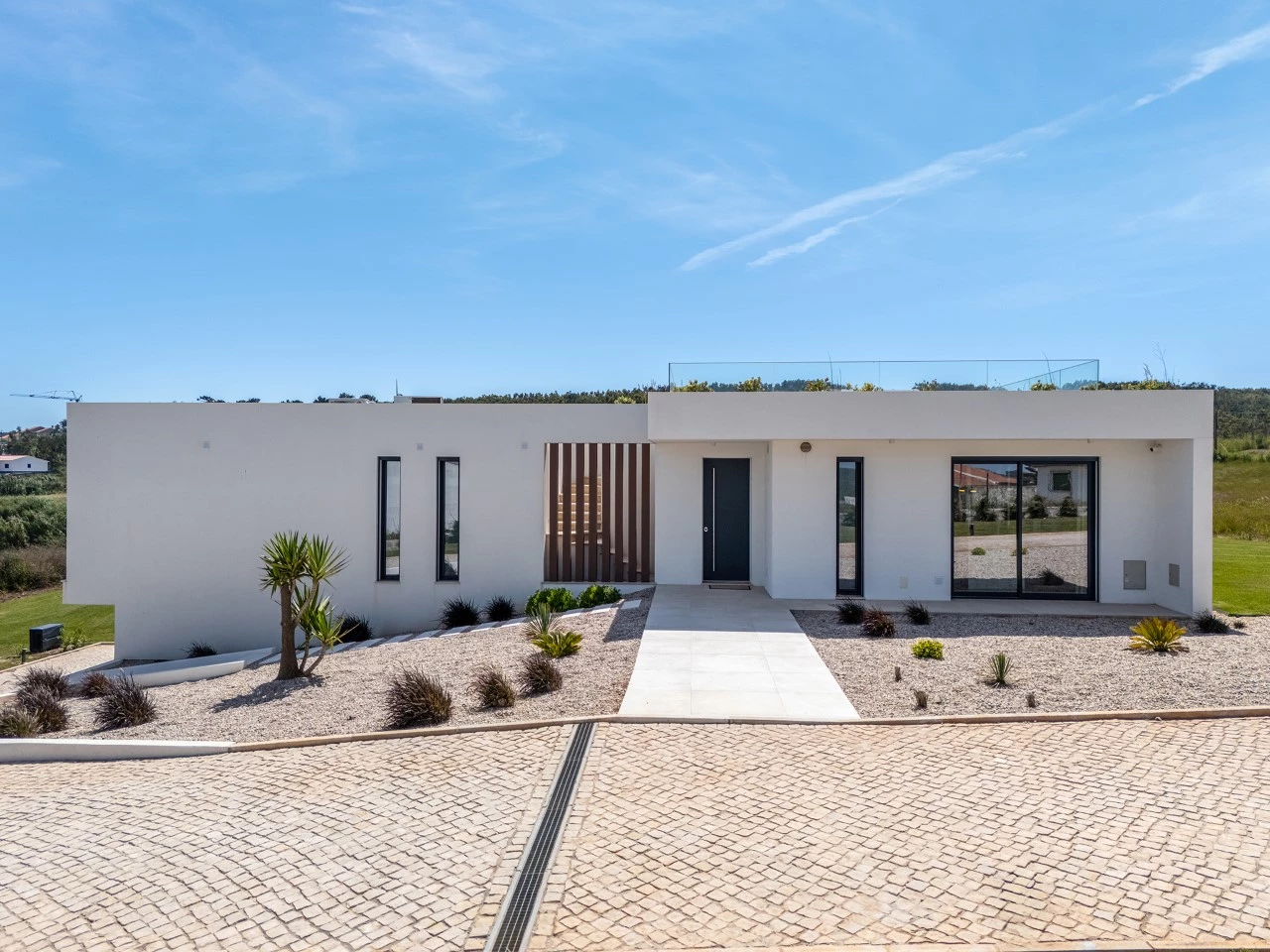 Moradia com 1,8 hectares de terreno e vistas deslumbrantes