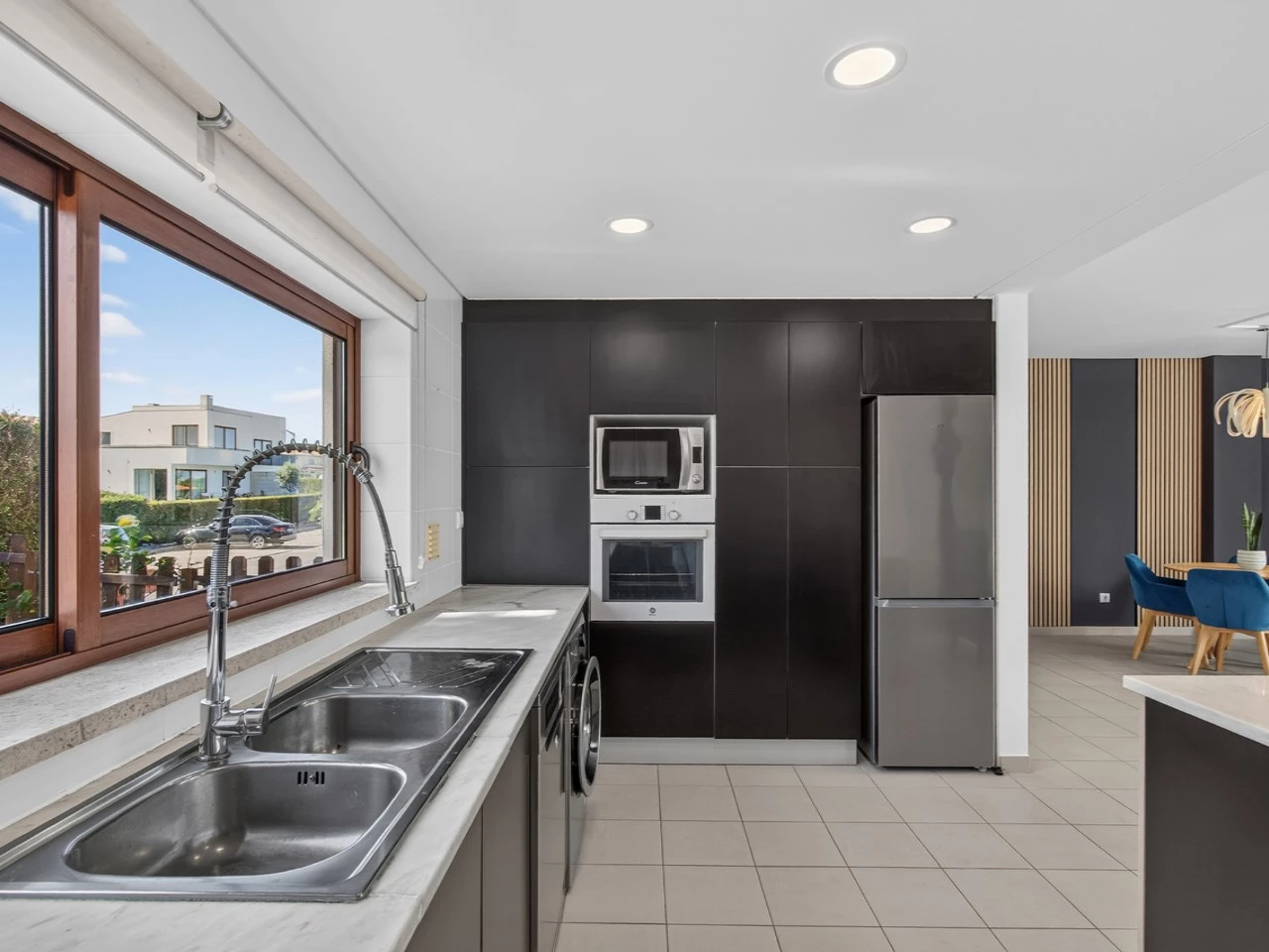 Moradia T3 com piscina e vista para a lagoa
