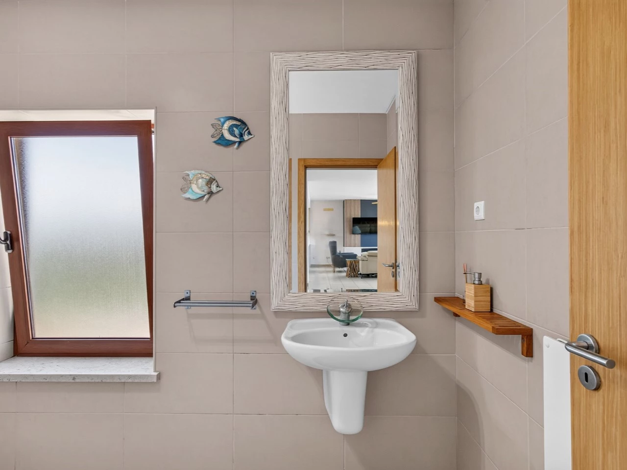 Moradia T3 com piscina e vista para a lagoa