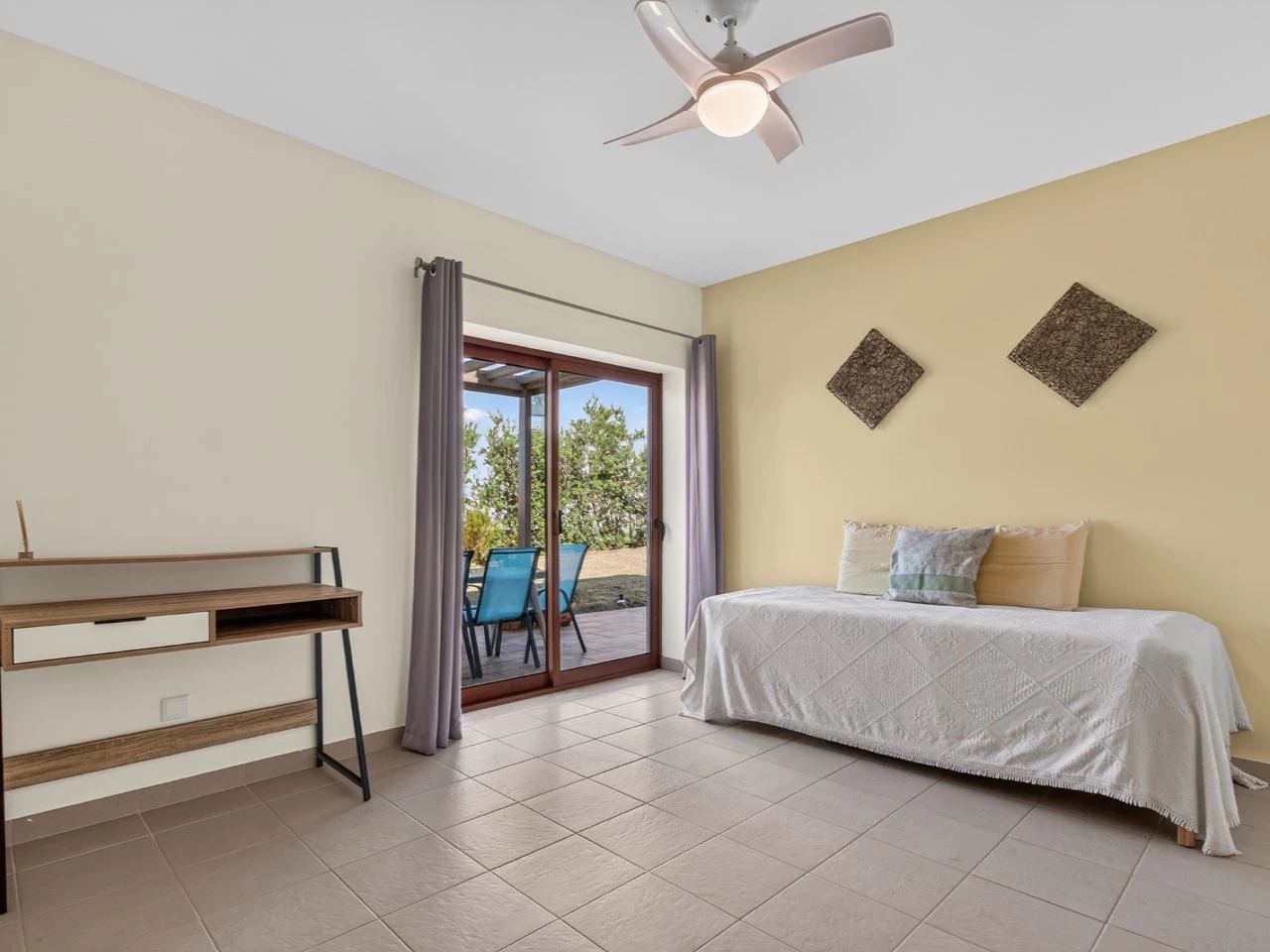 Moradia T3 com piscina e vista para a lagoa