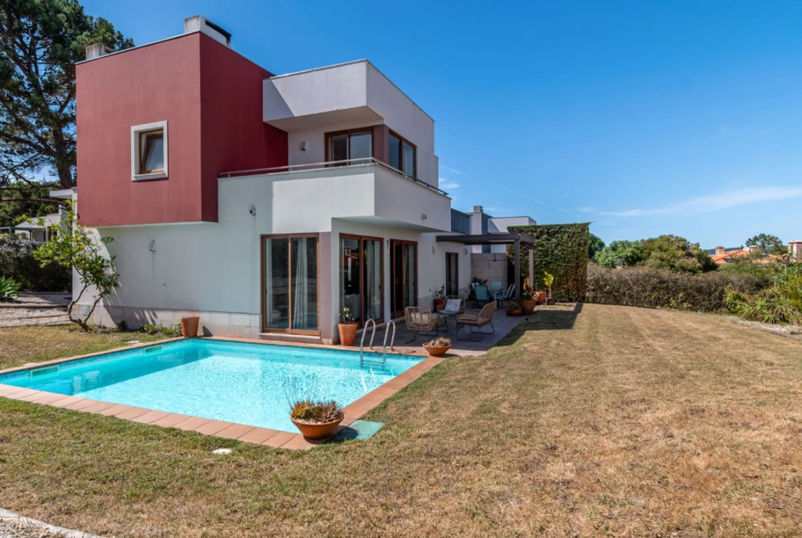 Moradia T3 com piscina e vista para a lagoa
