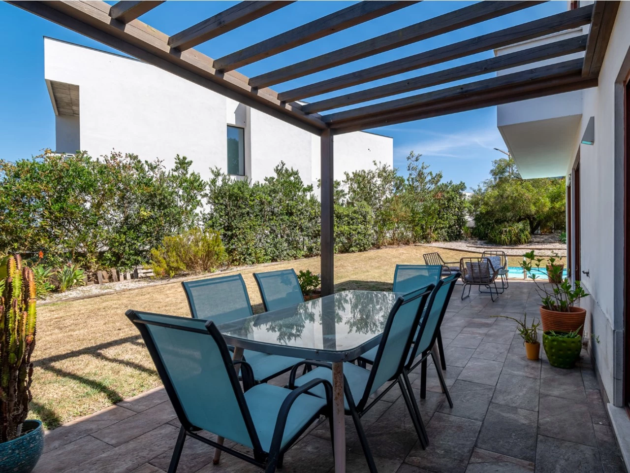 Moradia T3 com piscina e vista para a lagoa