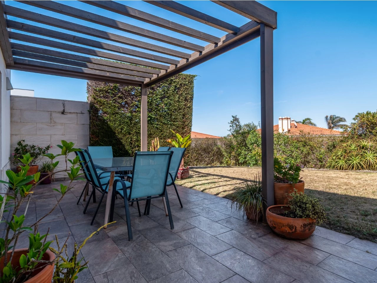 Moradia T3 com piscina e vista para a lagoa