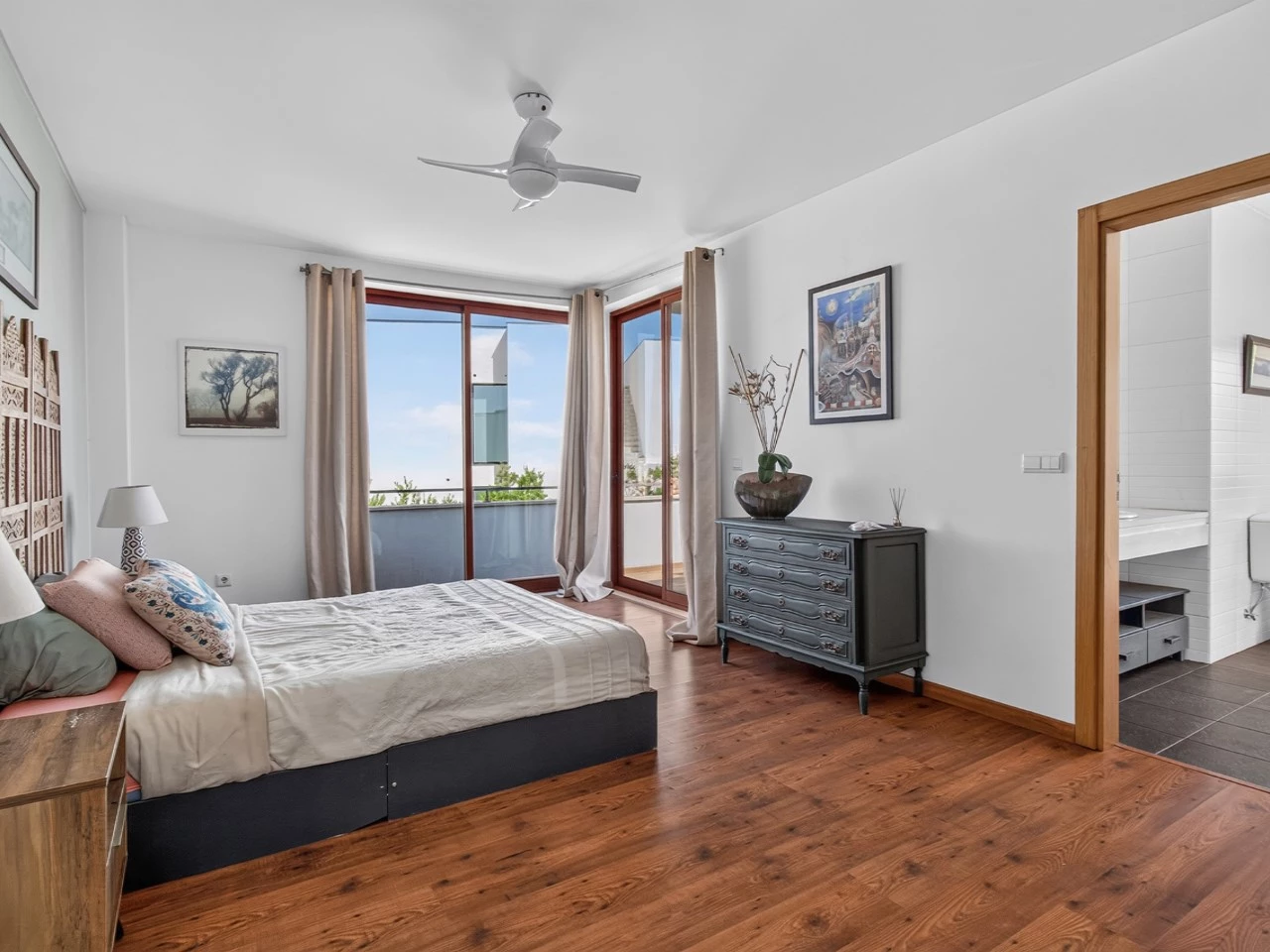 Moradia T3 com piscina e vista para a lagoa