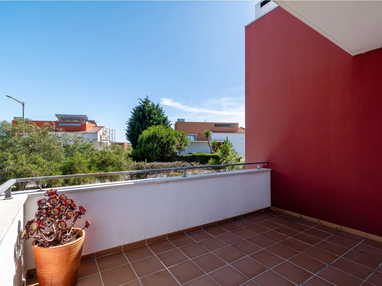 Moradia T3 com piscina e vista para a lagoa