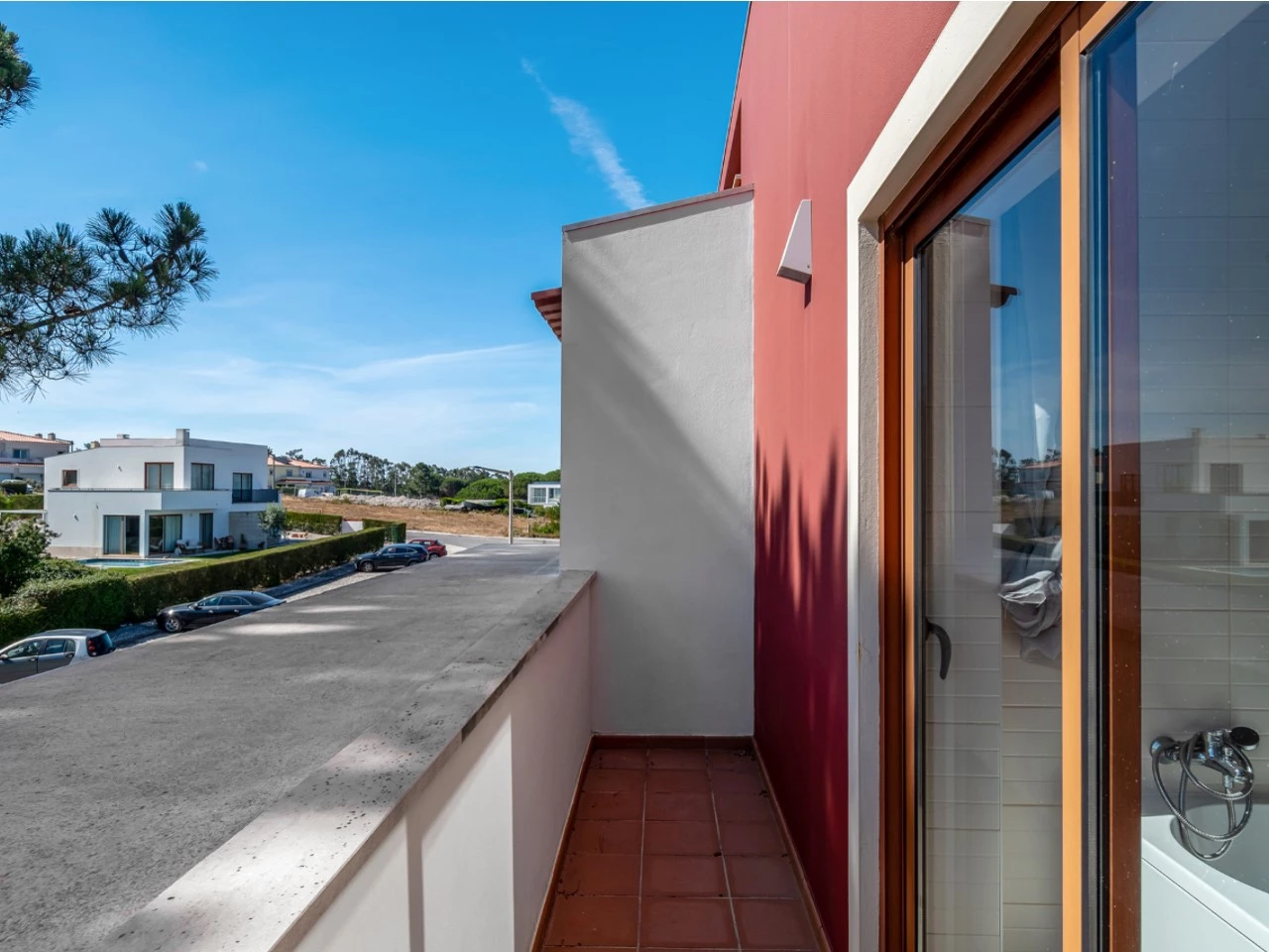 Moradia T3 com piscina e vista para a lagoa