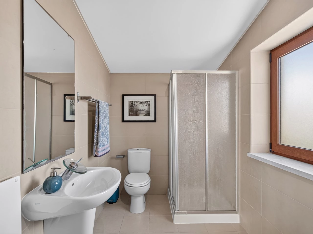Moradia T3 com piscina e vista para a lagoa