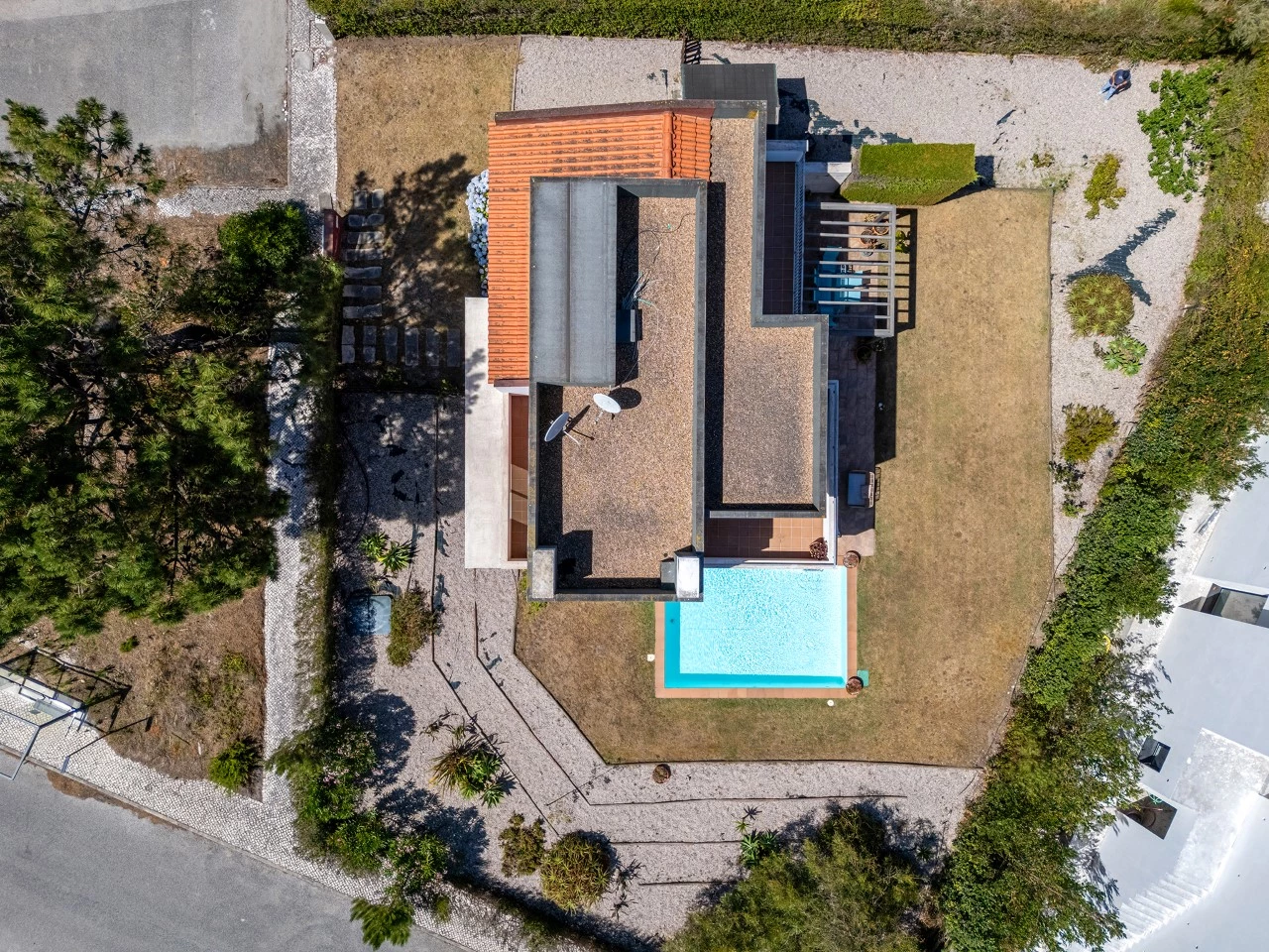 Moradia T3 com piscina e vista para a lagoa
