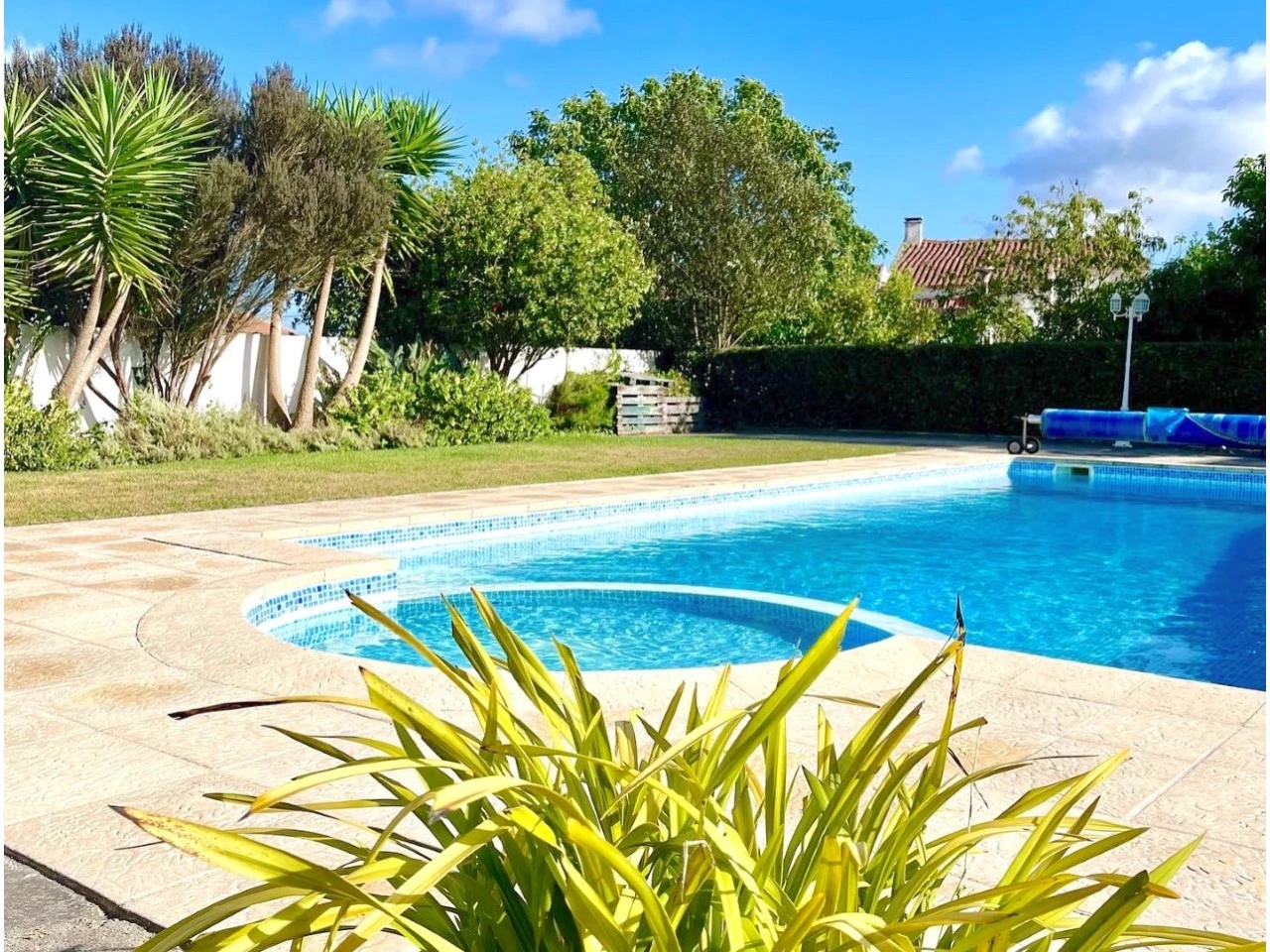 IDe7ddd301-0000-0500-0000-000019f0ad6d.jpg Moradia T4 com jardim, piscina e garagem, muito perto de Óbidos e das praias