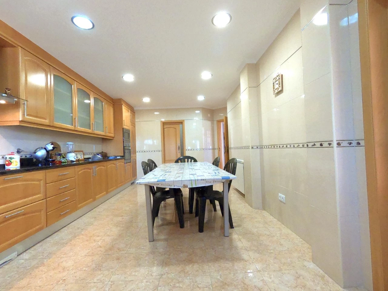IDe7ddd301-0000-0500-0000-000019f0ad78.jpg Moradia T4 com jardim, piscina e garagem, muito perto de Óbidos e das praias