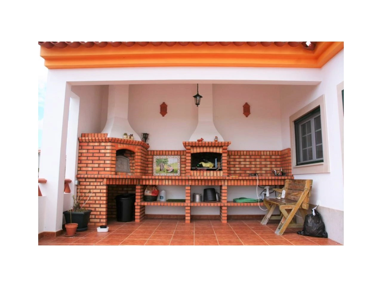 IDe7ddd301-0000-0500-0000-000019f0ad79.JPG Moradia T4 com jardim, piscina e garagem, muito perto de Óbidos e das praias