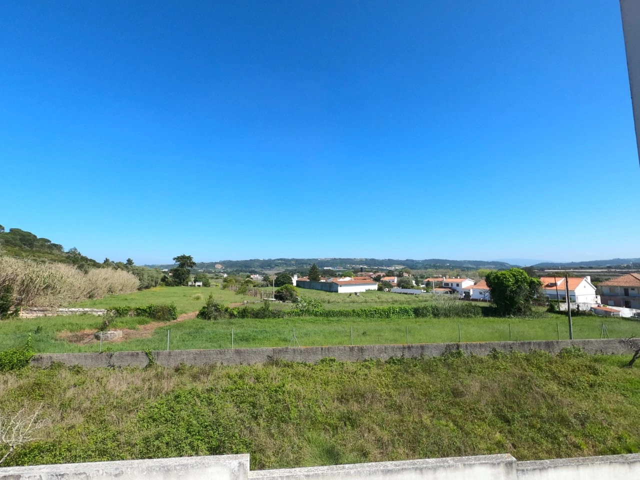 IDe7ddd301-0000-0500-0000-000019f0ad82.jpg Moradia T4 com jardim, piscina e garagem, muito perto de Óbidos e das praias