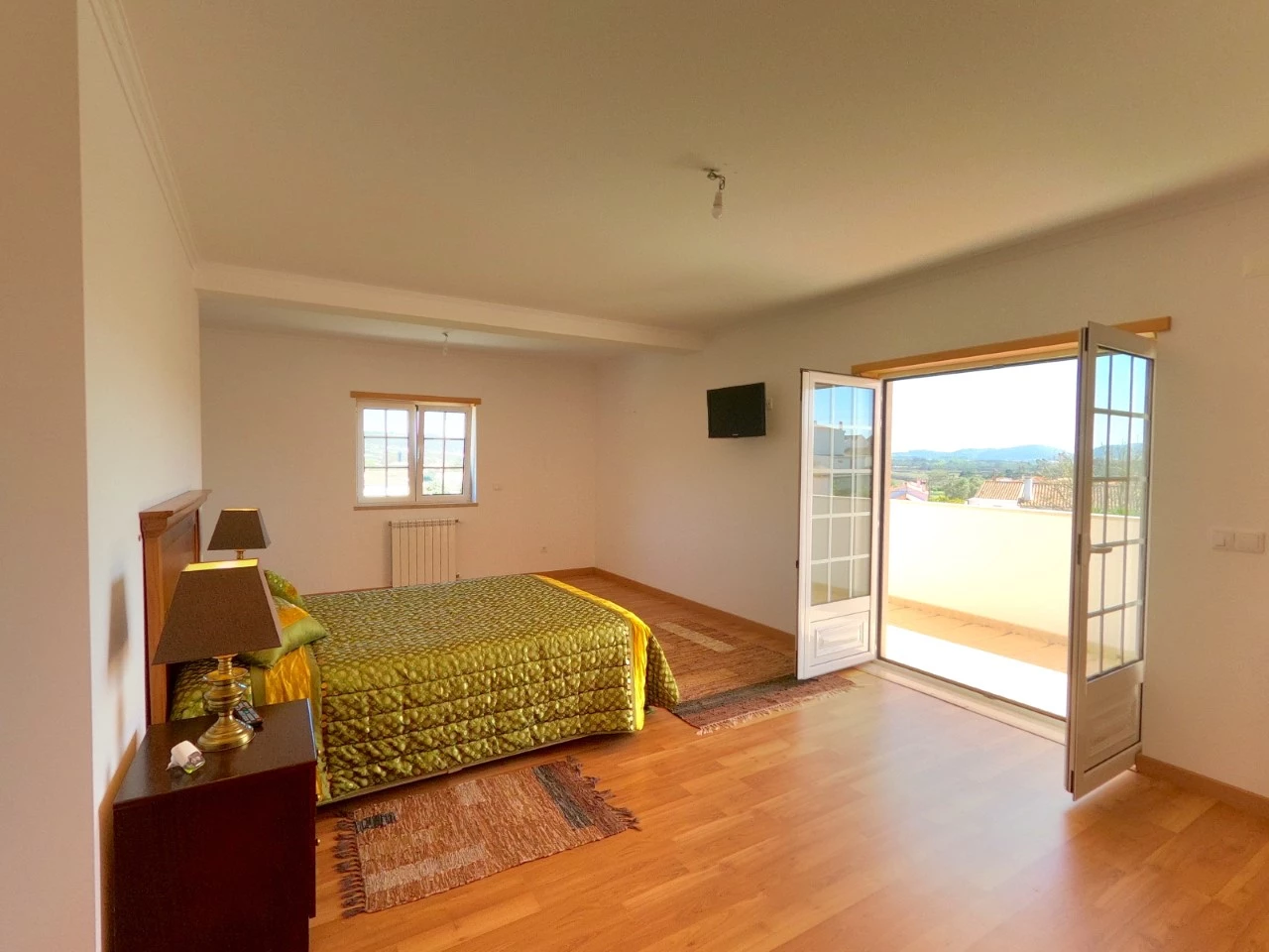 IDe7ddd301-0000-0500-0000-000019f0ad86.jpg Moradia T4 com jardim, piscina e garagem, muito perto de Óbidos e das praias