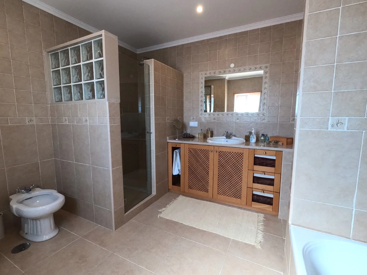 IDe7ddd301-0000-0500-0000-000019f0ad89.jpg Moradia T4 com jardim, piscina e garagem, muito perto de Óbidos e das praias
