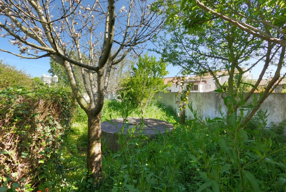 Moradia T4 com jardim, piscina e garagem, muito perto de Óbidos e das praias